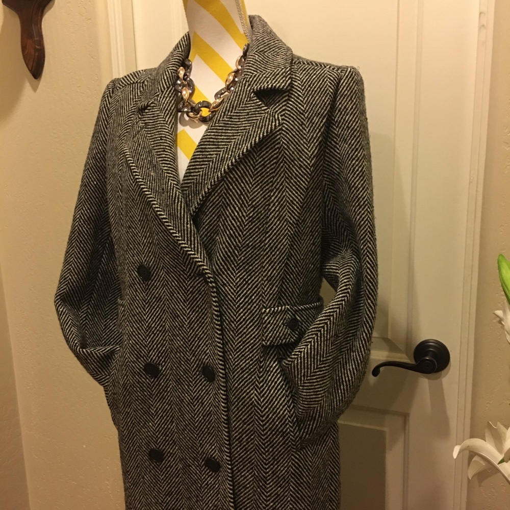 Long coat 🧥 - Picture 2 of 8